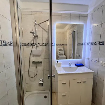 Seafront New Modern Playa de las Americas (Tenerife)