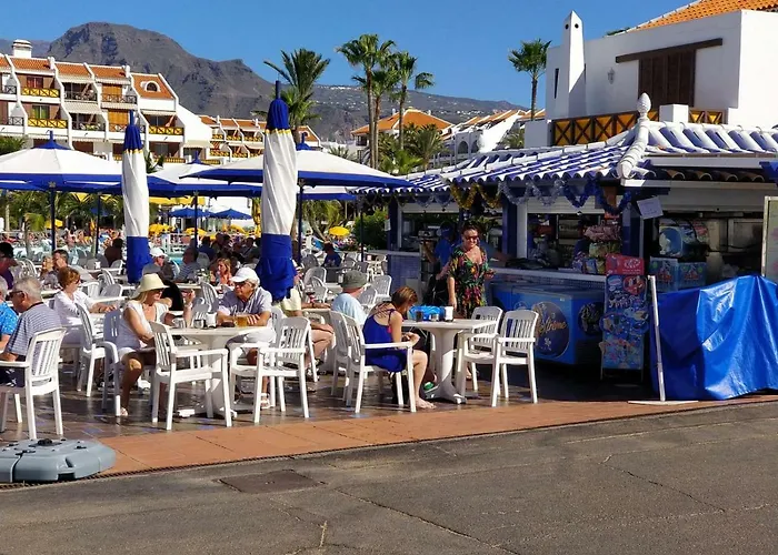 Seafront New Modern Apartman