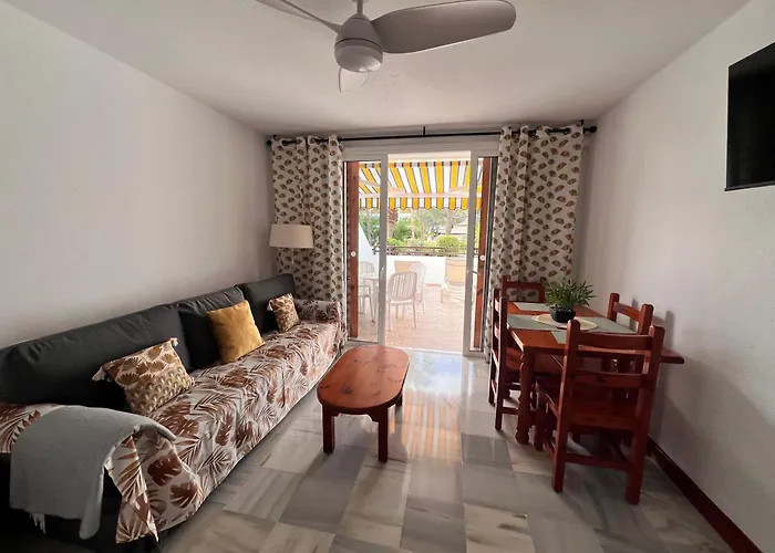 Seafront New Modern Appartement